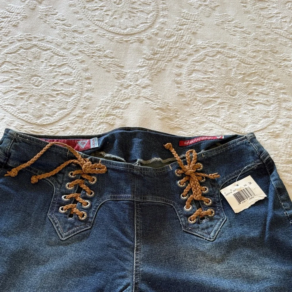 Guess Womenβs Dark Wash Lace-Up Front Jeans Pull Up Stretch Denim BNWT 34 - Picture 5 of 13